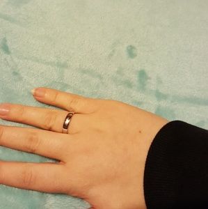 Sterling silver stamped 4mm band size 7